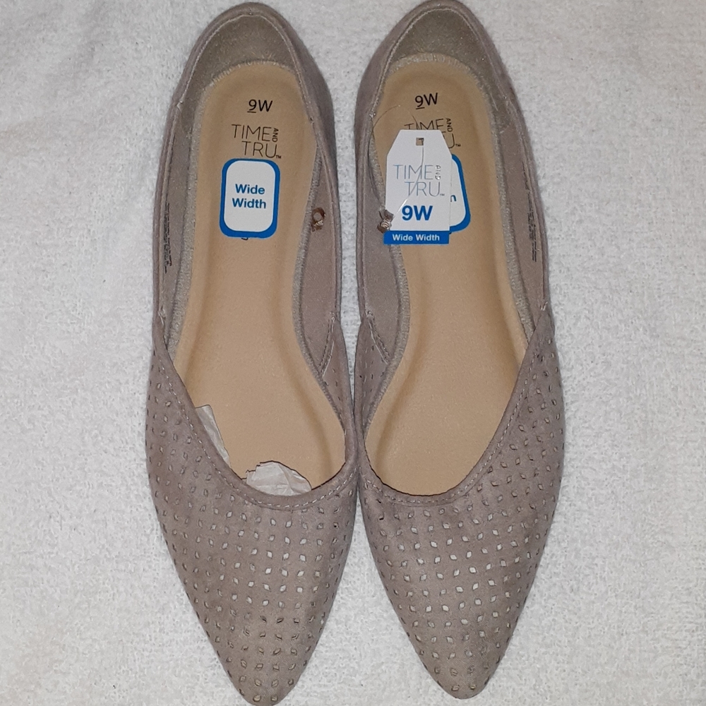 Womens Flats